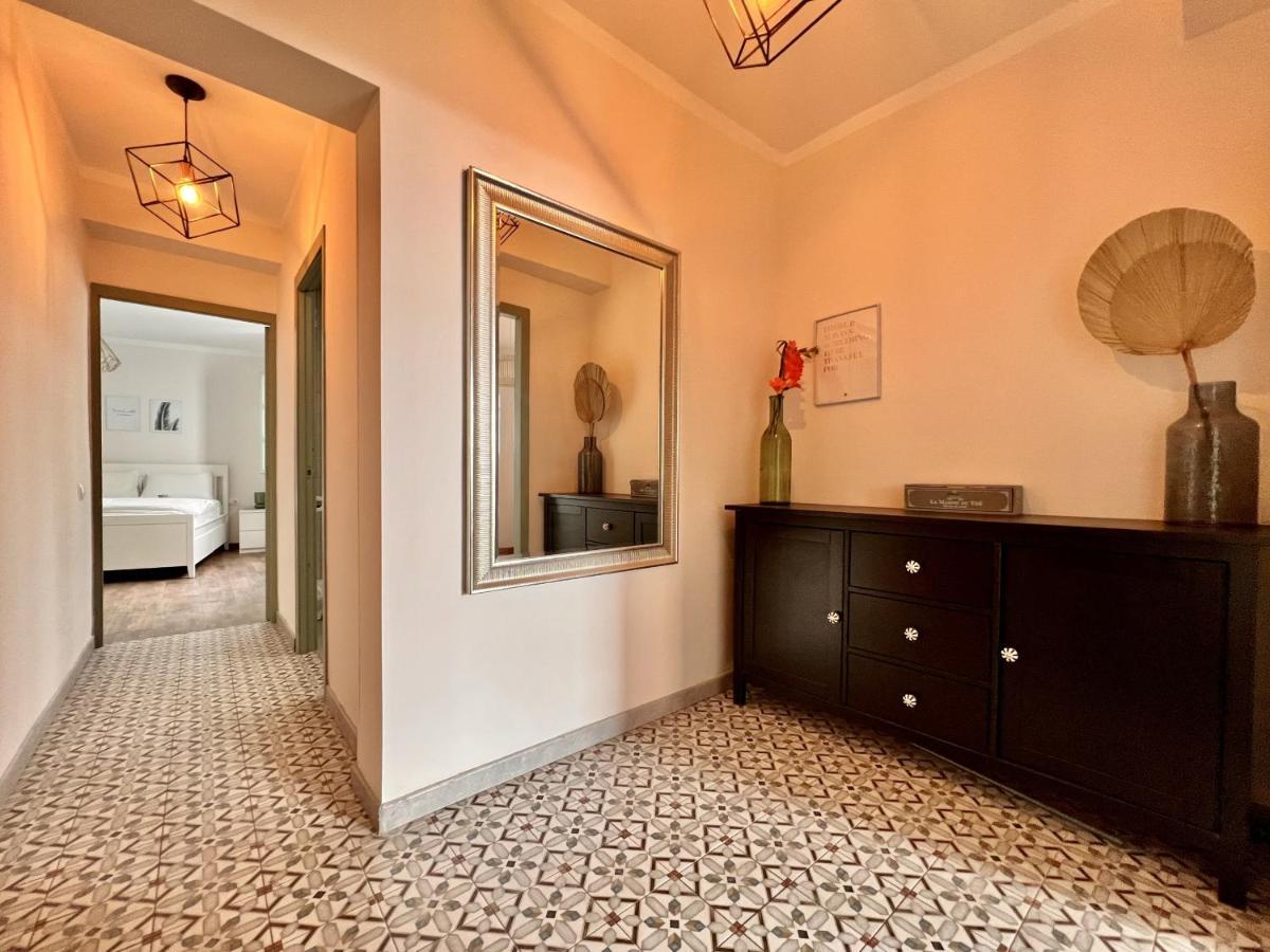 Downtown Apartment By United Renters Alicante Esterno foto