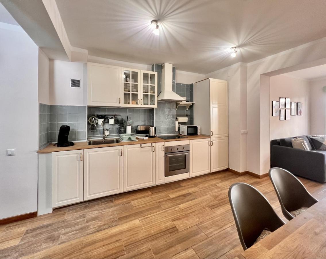 Downtown Apartment By United Renters Alicante Esterno foto